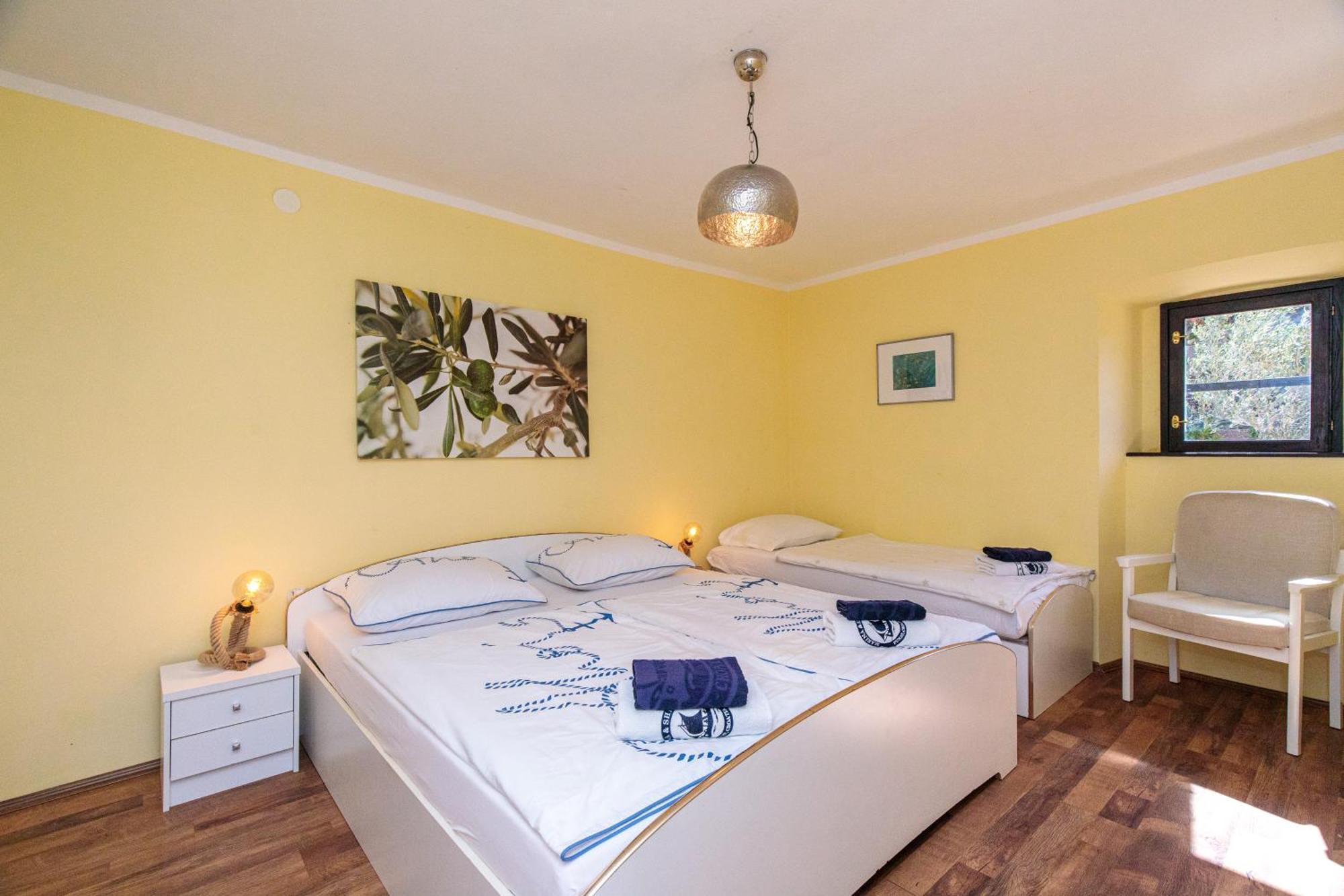 Apartments Lina Vrh  Luaran gambar