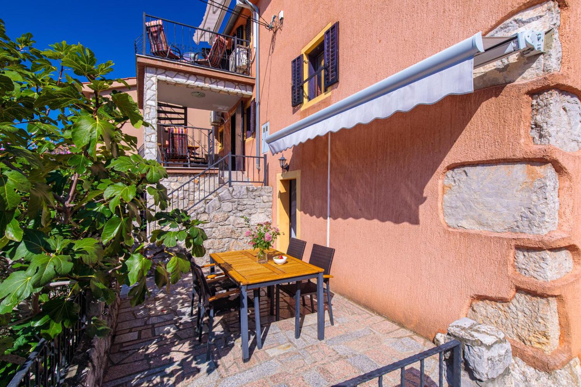 Apartments Lina Vrh  Luaran gambar